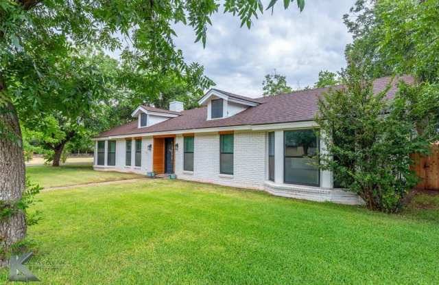 Photo of 4102 Concord Court