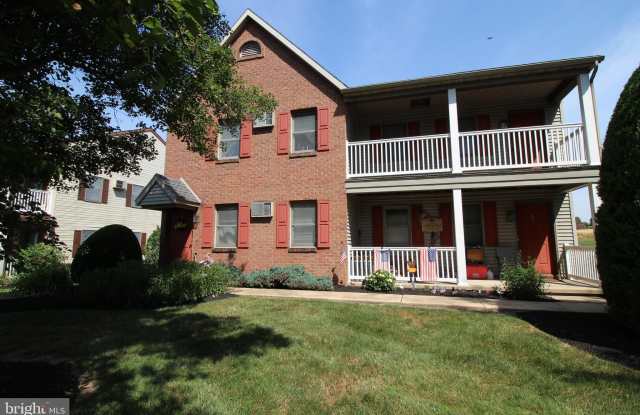 Photo of 6 CARDINAL Drive unit: 8