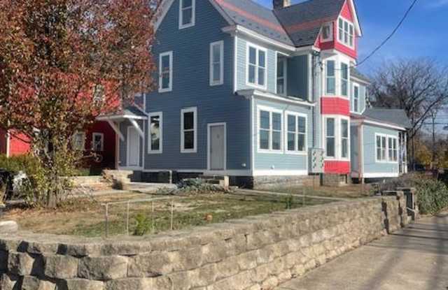 202 Carlisle St