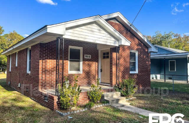 901-B Fourth Street