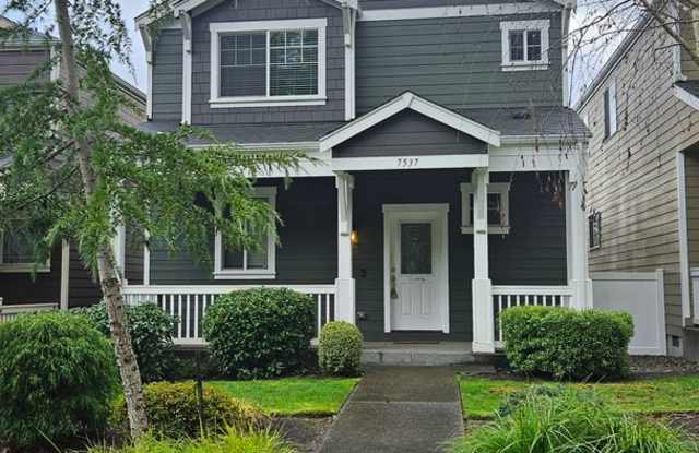 Photo of Hawks Praire Lacey 3 Bdrm Home!