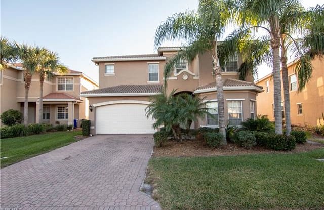 10392 Spruce Pine CT - 10392 Spruce Pine Court, Fort Myers, FL 33913