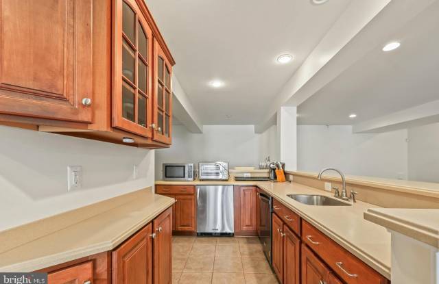 5619 WEBSTERS Way