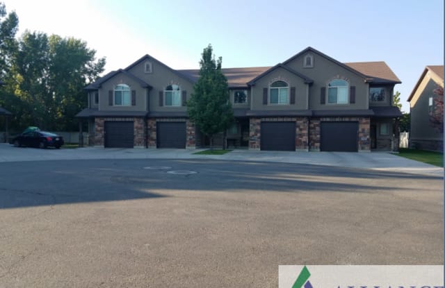 1024 W 950 N - 1024 West 950 North, Layton, UT 84041