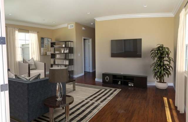 1036 Fernleaf