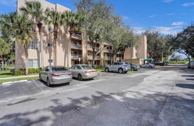 Photo of 9470 Tangerine Pl