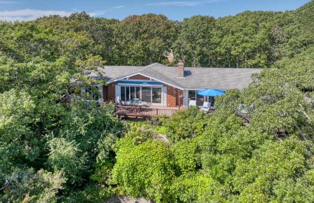 15 Maple Drive