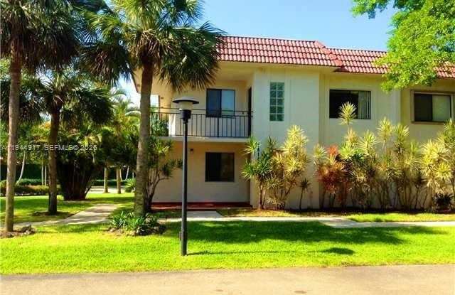 Photo of 16168 Laurel Dr