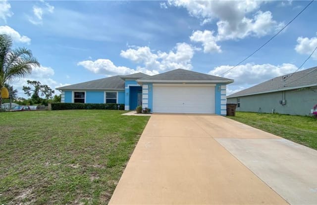 4017 25th ST SW - 4017 25th Street Southwest, Lehigh Acres, FL 33976