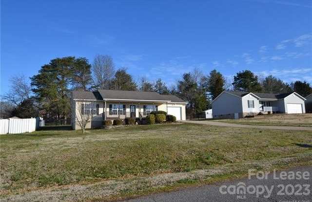 2012 Rocketts Way - 2012 Rocketts Way, Catawba County, NC 28658