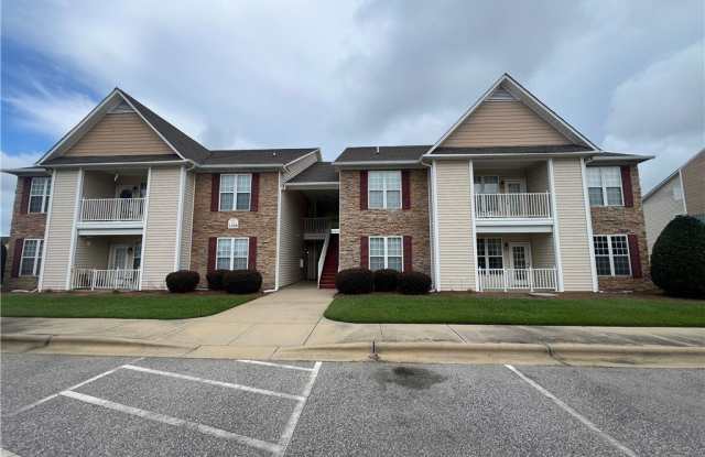 1328 Kershaw Loop unit: 103