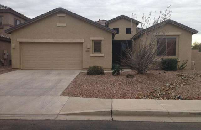 Photo of Large 3 Bed, All Appliances, Ready for Move In!