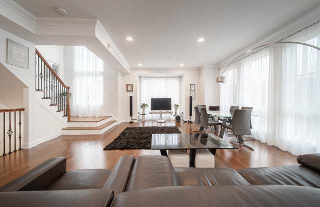 Photo of 11 WASHINGTON PL