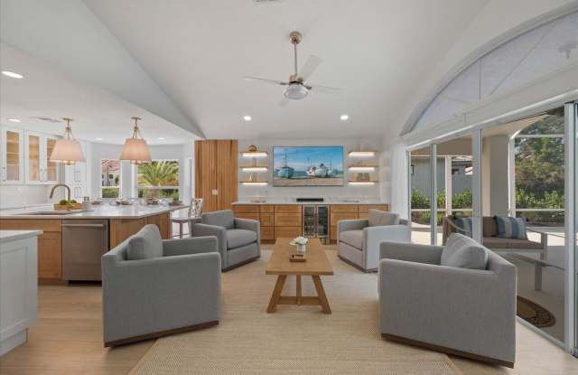 4185 Sea Mist Way