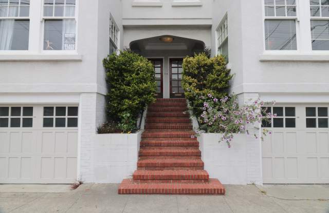 6352 California Street