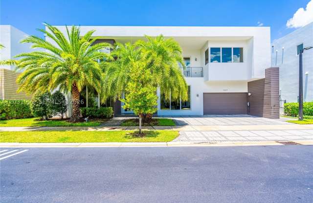 10267 NW 75th Ter