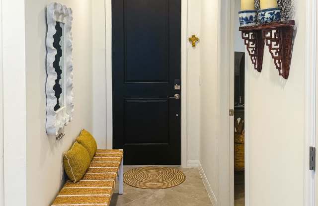 5651 Double Eagle Cir #4323 - The National - Downes