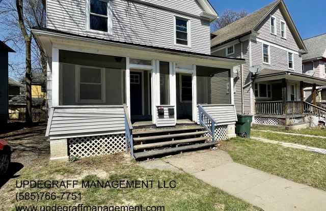 781 Seward St