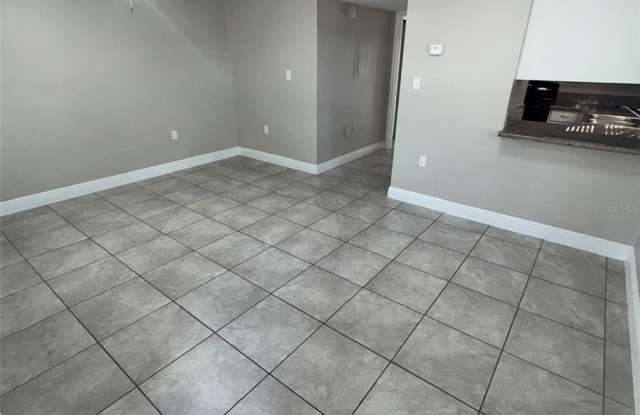 1177-1177 BENTLEY ROAD