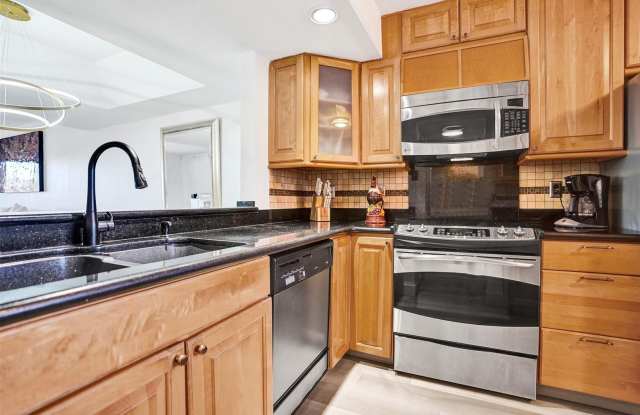 270 Captains Walk 310, Delray Beach, FL 33483