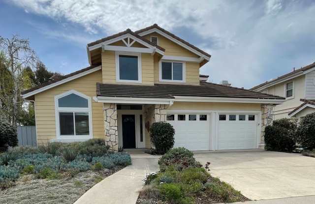 *Lease takeover available in September* 4 Bedroom, 3 Bathroom home with unbeatable views in SLO!