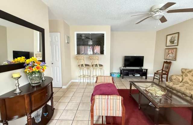 864 SE Festivo Court