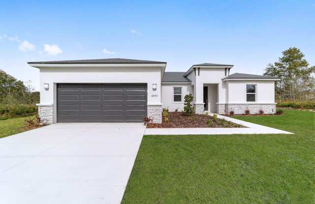 Photo of Spacious 4-Bedroom Home for Rent in Ocala on Oversized Homesite