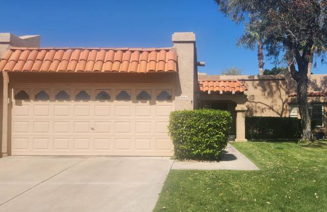 9100 E WINCHCOMB Drive