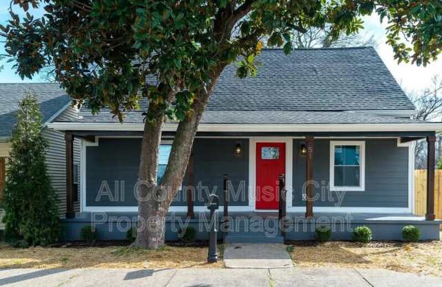 51 Green St