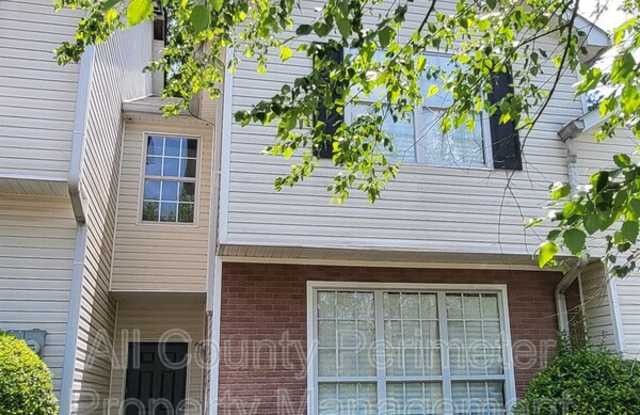 Photo of 7620 Creekside Lane