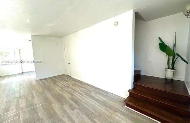 Photo of 821 W 39th St