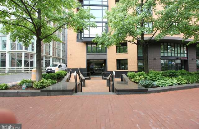 1010 MASSACHUSETTS Avenue NW
