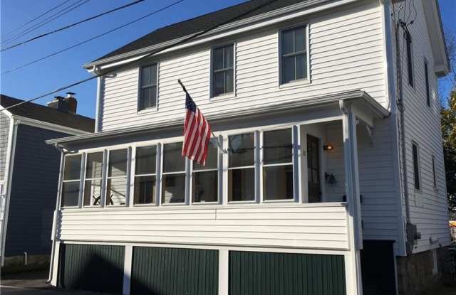 11 BYRNES Street