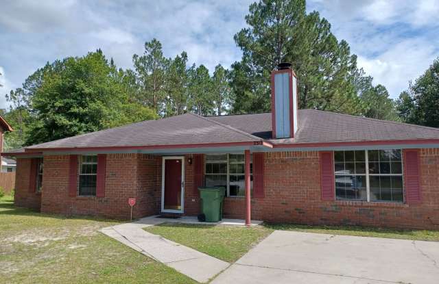 4 Bedrooms; 2 Bathroom