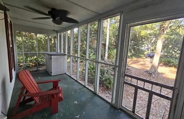 2514 ALGONQUIN Avenue unit: B