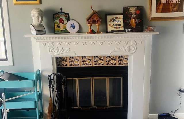 9814 HELLINGLY PLACE