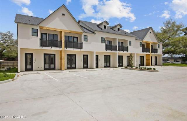 Photo of 1510 Kaliste Saloom Road