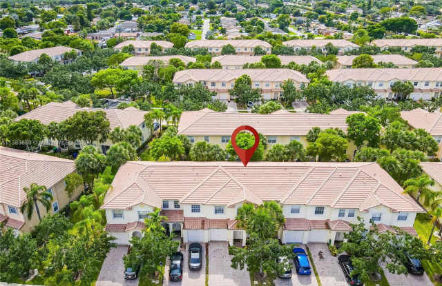 2628 SW 84th Ter