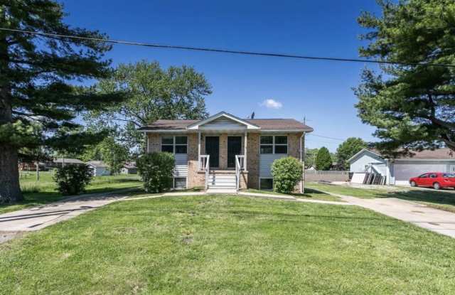 3311 Country Place Lane