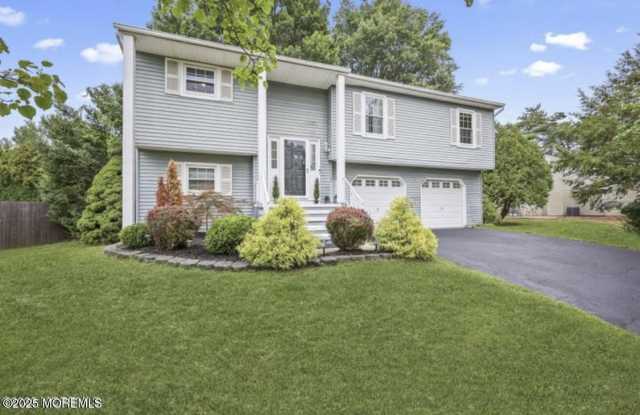 Photo of 16 Peachstone Road