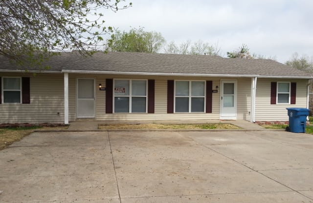 18863 East Wigwam Drive - 18863 East Wigwam Drive, Independence, MO 64056