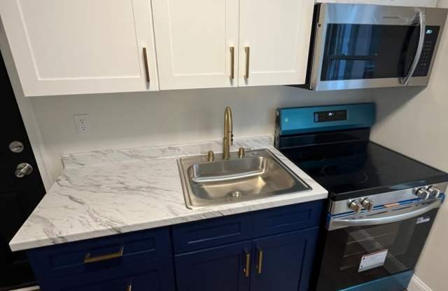 904 South Cecil Street - 1