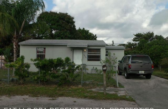 1429 NW 24 AVE - 1429 Northwest 24th Avenue, Fort Lauderdale, FL 33311