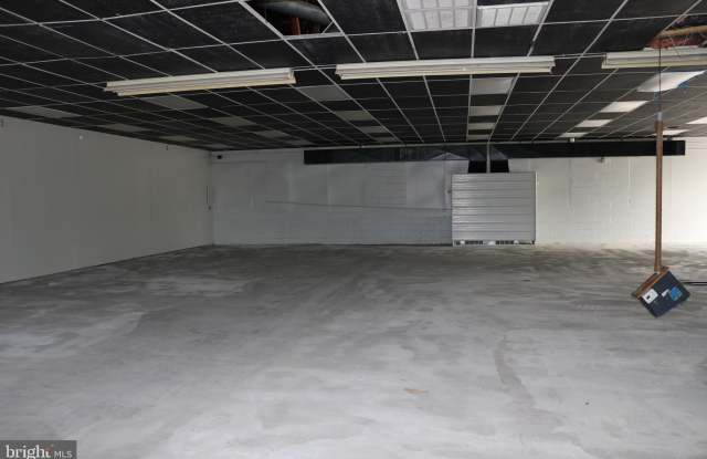 114 WALNUT STREET SUITE 6