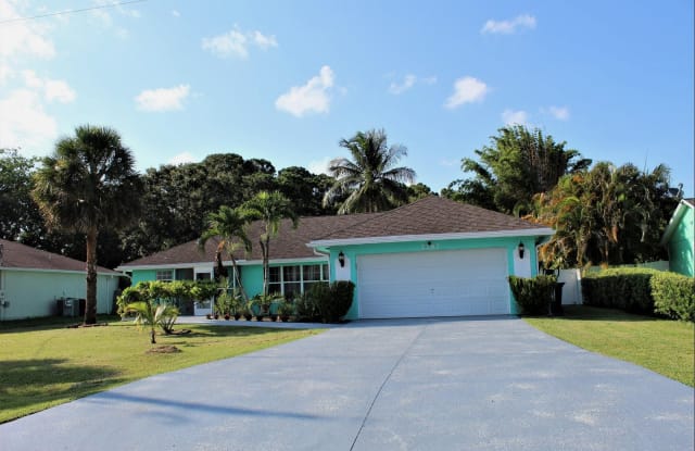 2397 Southeast Gillette Avenue - 2397 Southeast Gillette Avenue, Port St. Lucie, FL 34952