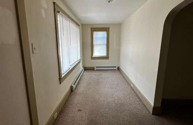 1417 Cornell Street unit: 1