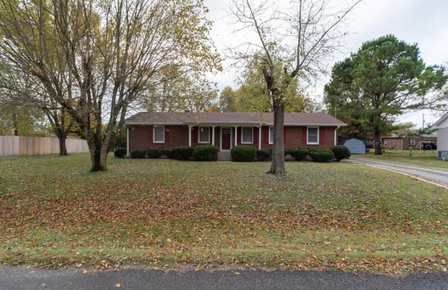 116 Shadydale Dr - 116 Shadydale Drive, Hendersonville, TN 37075