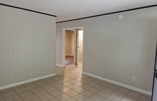 1614 Waring Road Northwest - 3