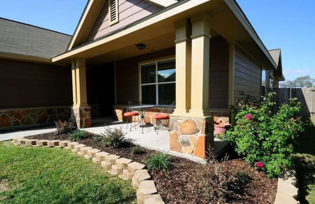 Photo of 2111 Springwood Drive