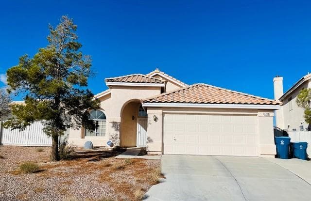 3719 Narrow Leaf Way - 3719 Narrow Leaf Way, Spring Valley, NV 89147